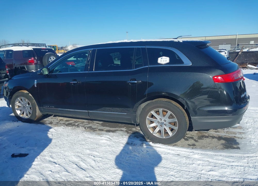 2015 LINCOLN MKT LIVERY VIN: 2LMHJ5NK9FBL01235