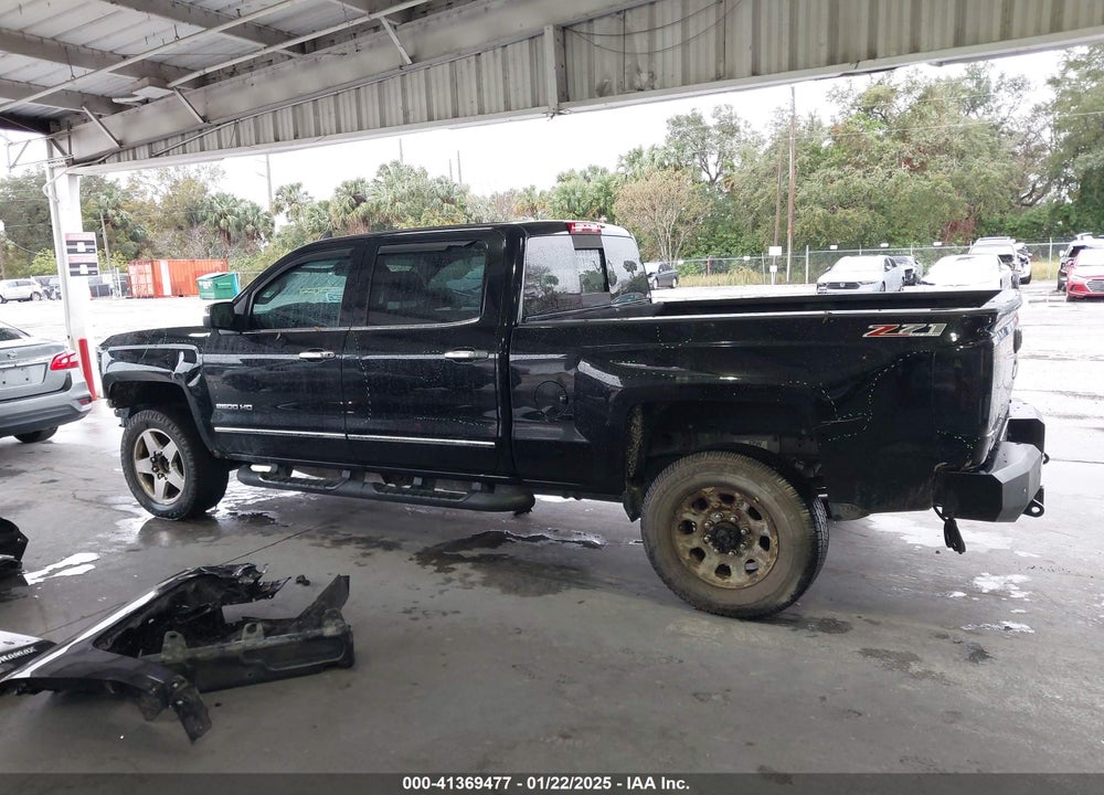 2015 CHEVROLET SILVERADO 2500HD LTZ VIN: 1GC1KWE80FF592683