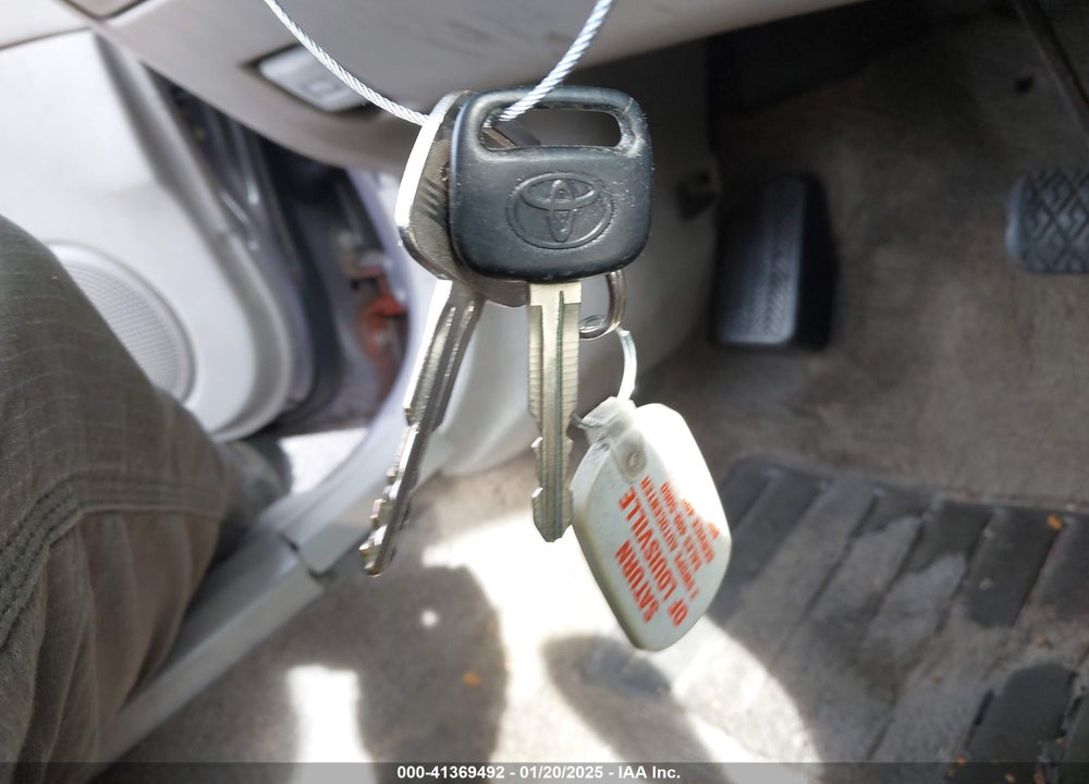1998 TOYOTA COROLLA LE VIN: 2T1BR18E6WC047410