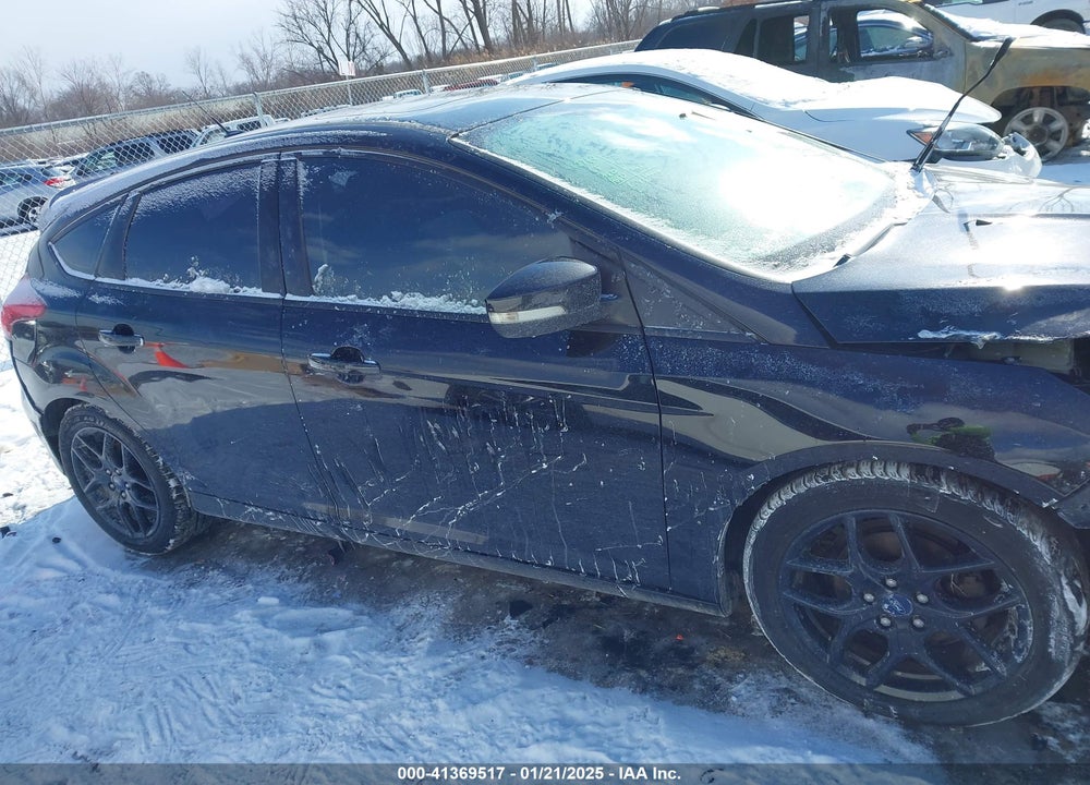 2017 FORD FOCUS VIN: 1FADP3M22HL321242