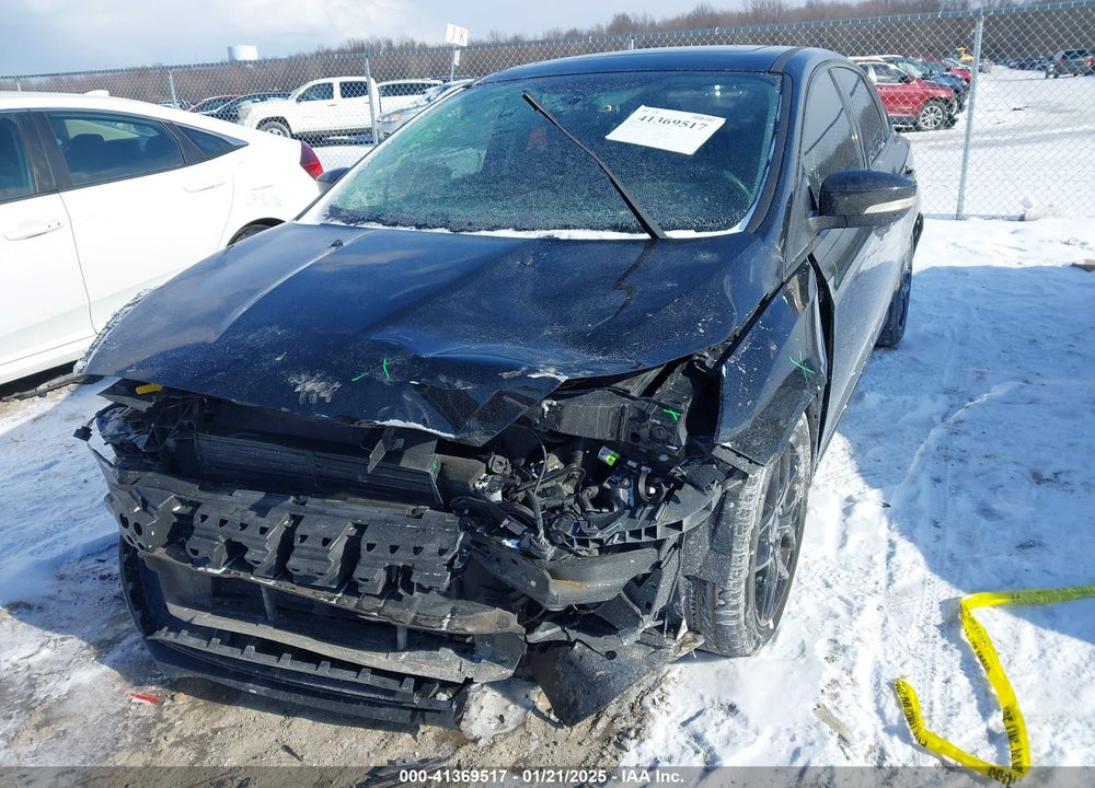 2017 FORD FOCUS VIN: 1FADP3M22HL321242