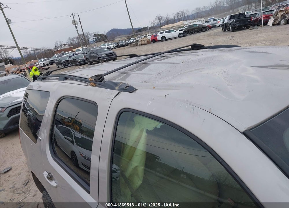 2007 CHEVROLET TAHOE LT VIN: 1GNFK13047J336350