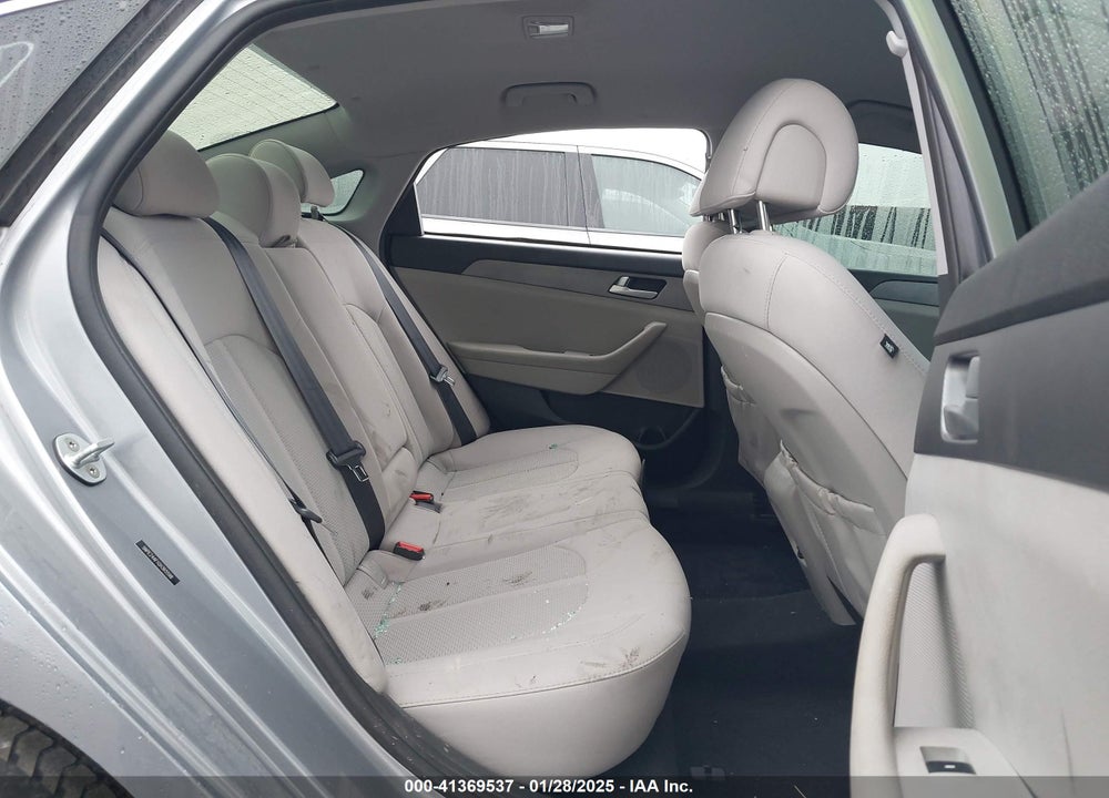 2016 HYUNDAI SONATA VIN: 5NPE24AF1GH365598