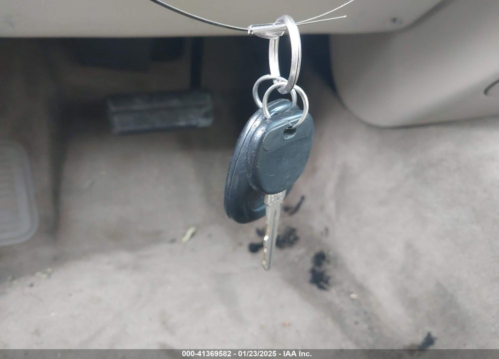 2003 CADILLAC DEVILLE VIN: 1G6KD54Y33U292267