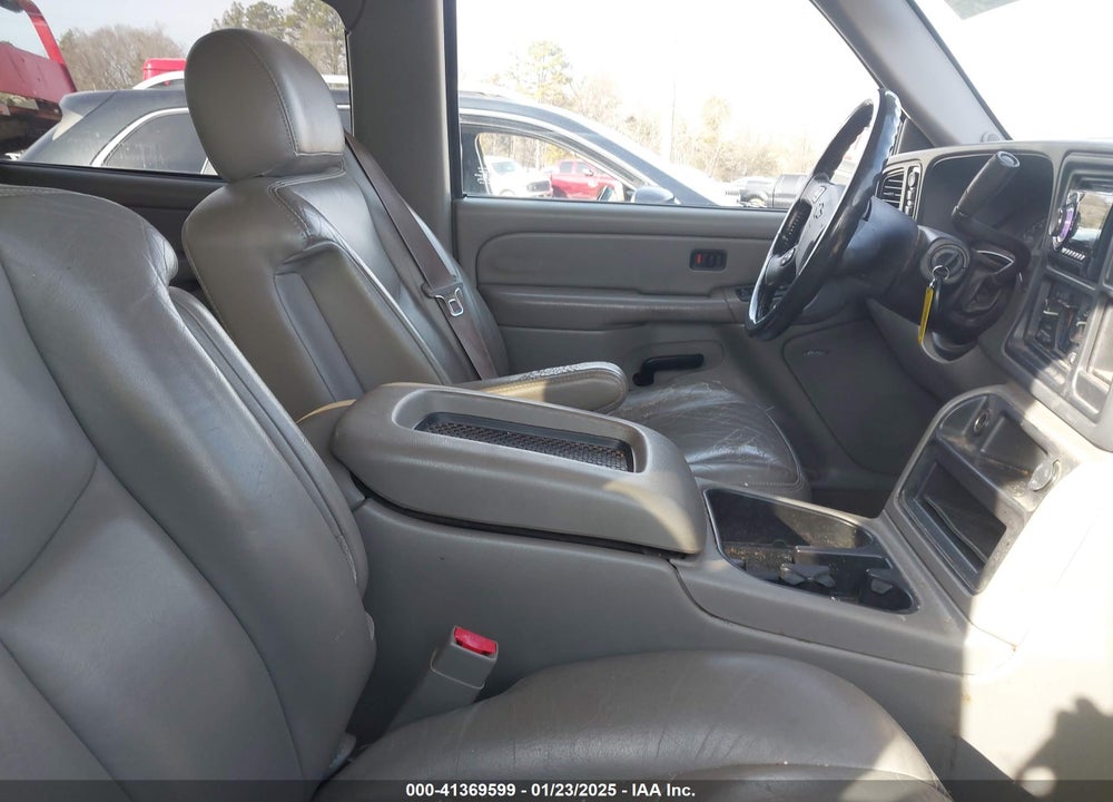 2004 CHEVROLET TAHOE Z71 VIN: 1GNEK13Z44R231475