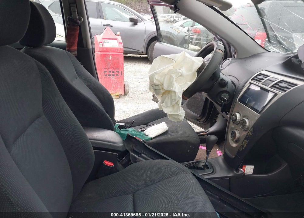 2012 TOYOTA YARIS VIN: JTDBT4K30CL018208