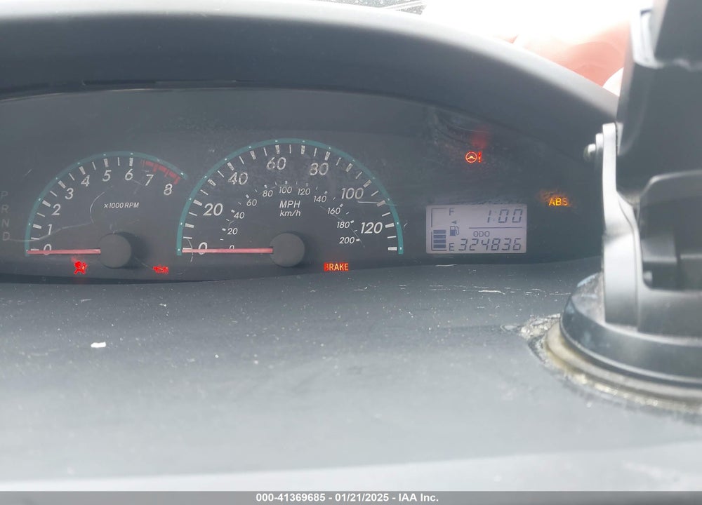 2012 TOYOTA YARIS VIN: JTDBT4K30CL018208