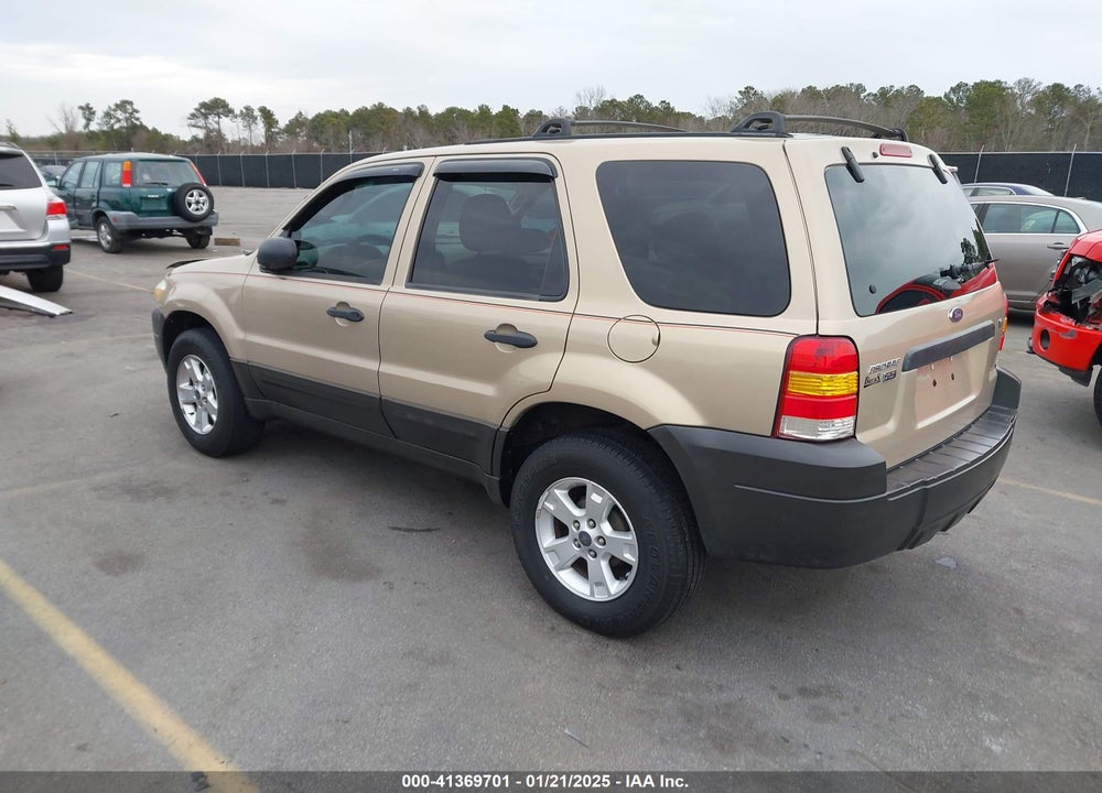 2007 FORD ESCAPE XLT/XLT SPORT VIN: 1FMYU03157KB27235