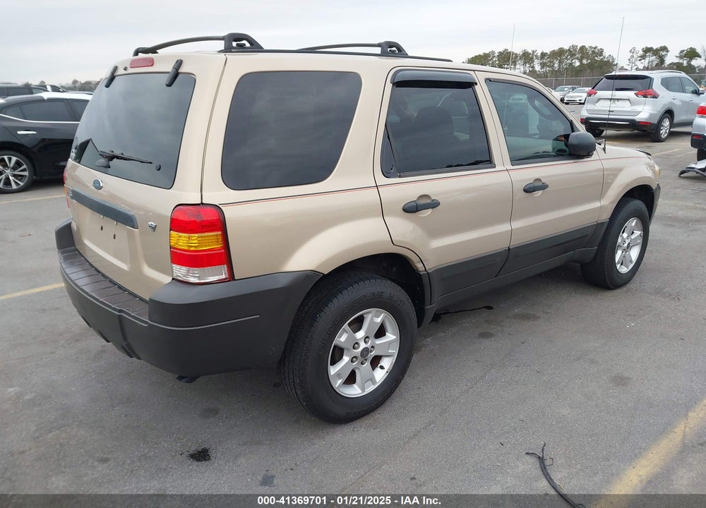 2007 FORD ESCAPE XLT/XLT SPORT VIN: 1FMYU03157KB27235