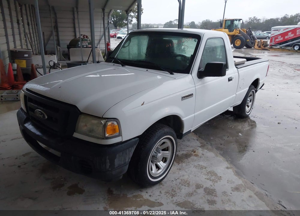 2011 FORD RANGER XL VIN: 1FTKR1AD8BPB18409