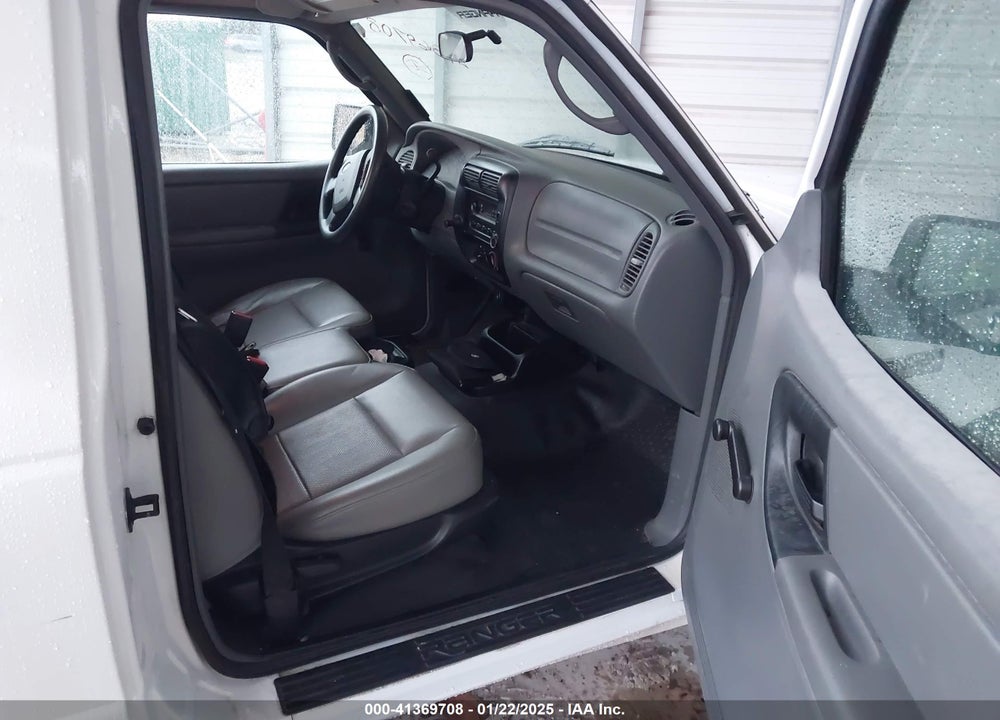 2011 FORD RANGER XL VIN: 1FTKR1AD8BPB18409