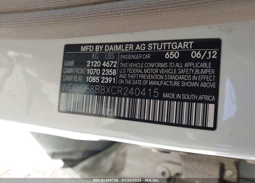 2012 MERCEDES-BENZ C 300 VIN: WDDGF8BBXCR240415