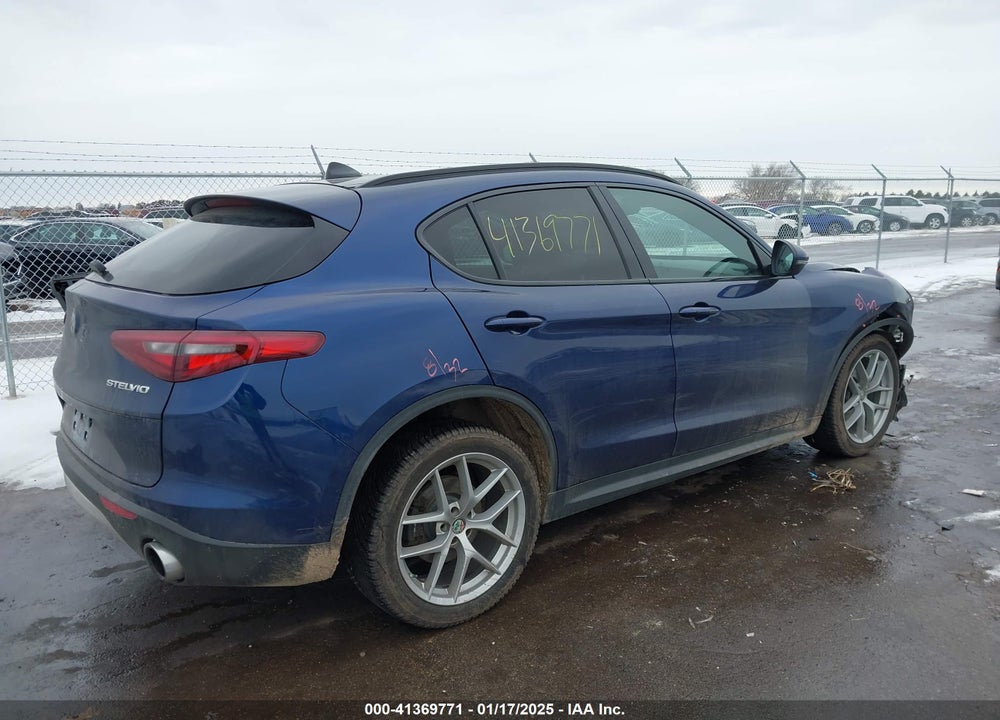 2018 ALFA ROMEO STELVIO TI SPORT AWD VIN: ZASFAKNN6J7B67213