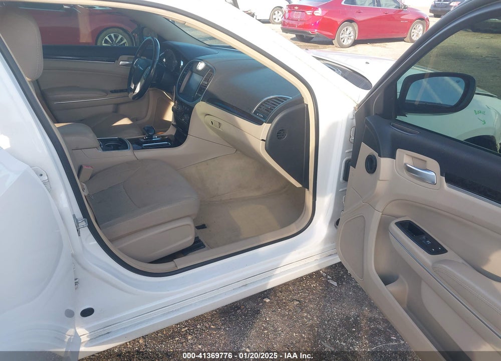 2012 CHRYSLER 300 VIN: 2C3CCAAG7CH207785