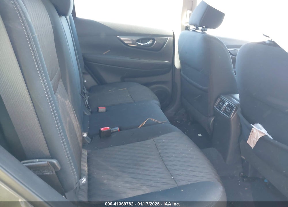 2017 NISSAN ROGUE S VIN: 5N1AT2MT6HC846361