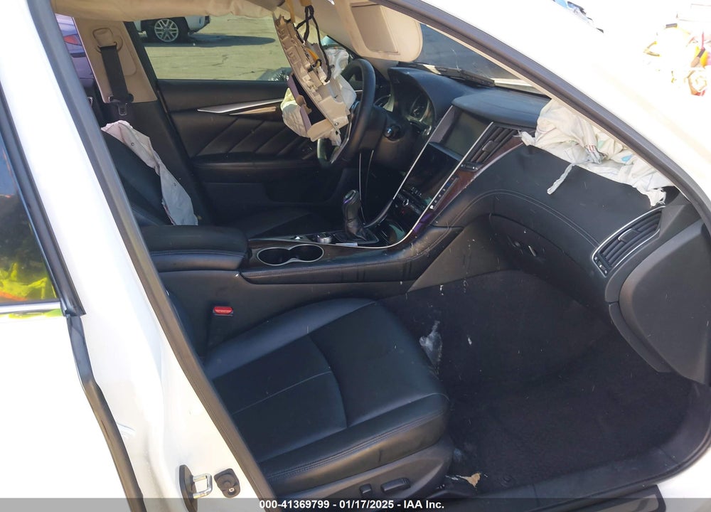 2018 INFINITI Q50 VIN: JN1EV7AP1JM592078