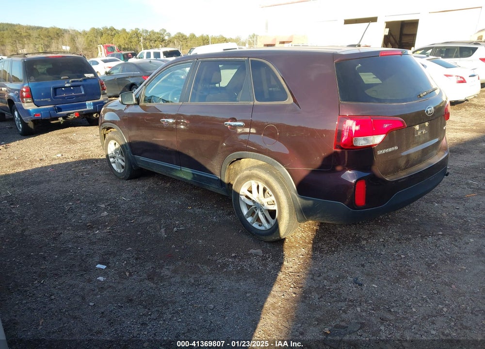 2015 KIA SORENTO LX VIN: 5XYKT3A67FG661807