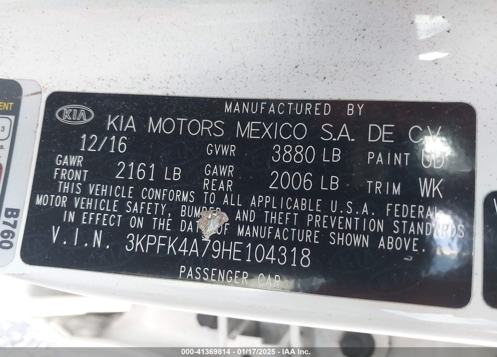2017 KIA FORTE VIN: 3KPFK4A79HE104318