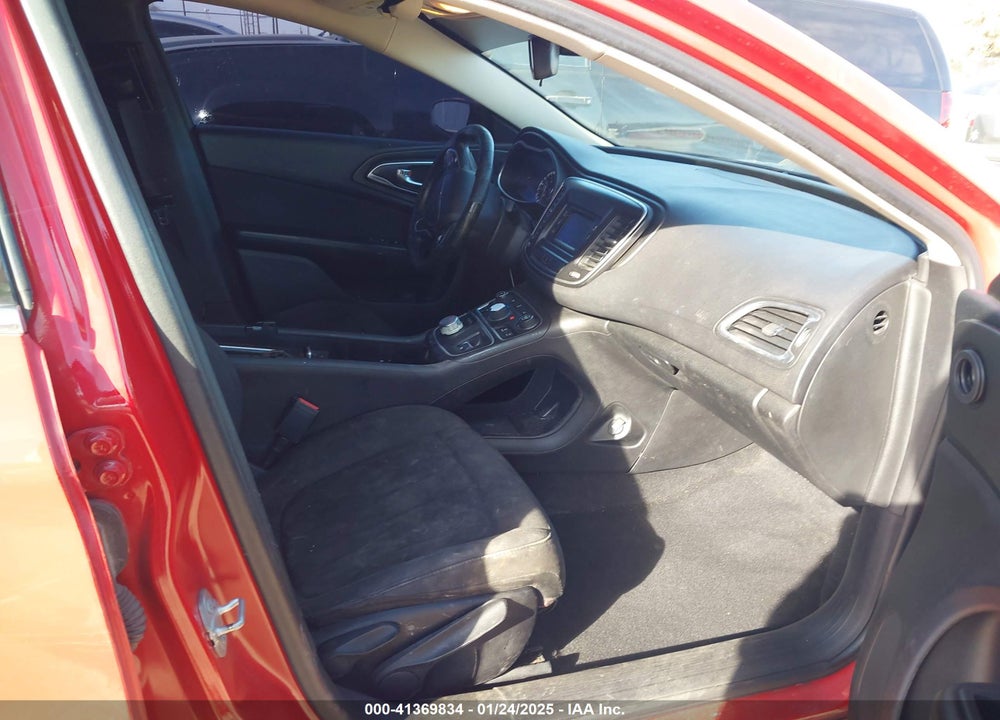 2016 CHRYSLER 200 VIN: 1C3CCCAB7GN127559