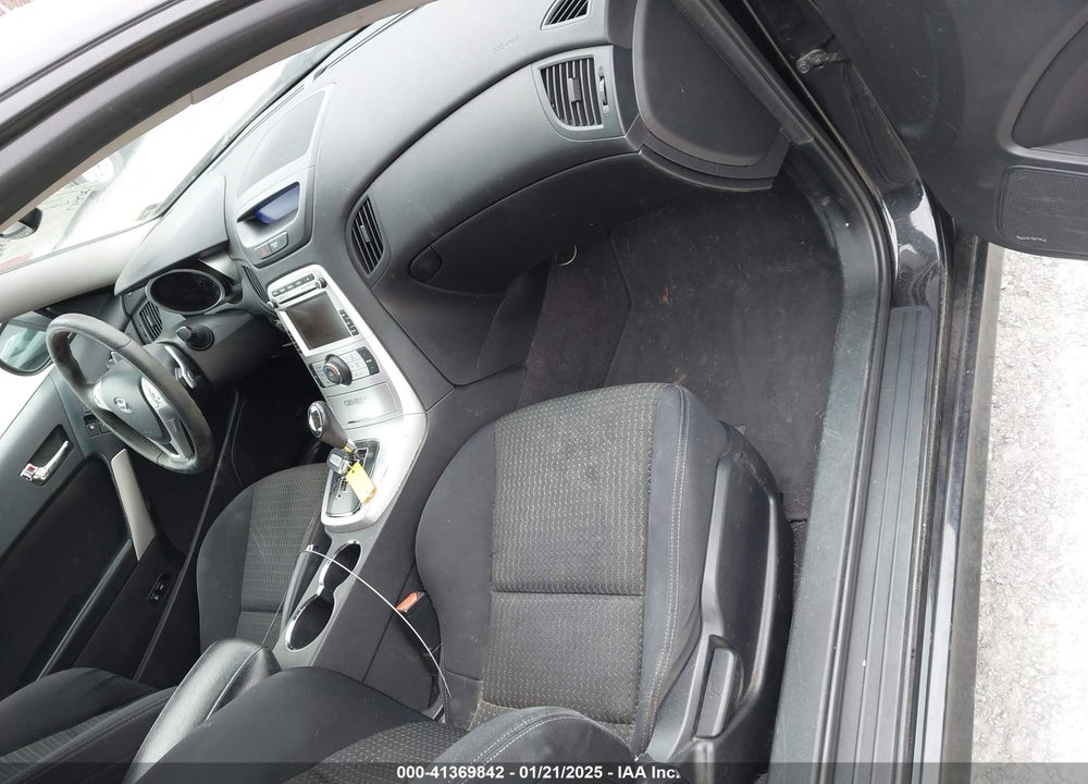 2010 HYUNDAI GENESIS 2.0T PREMIUM VIN: KMHHT6KD3AU031035