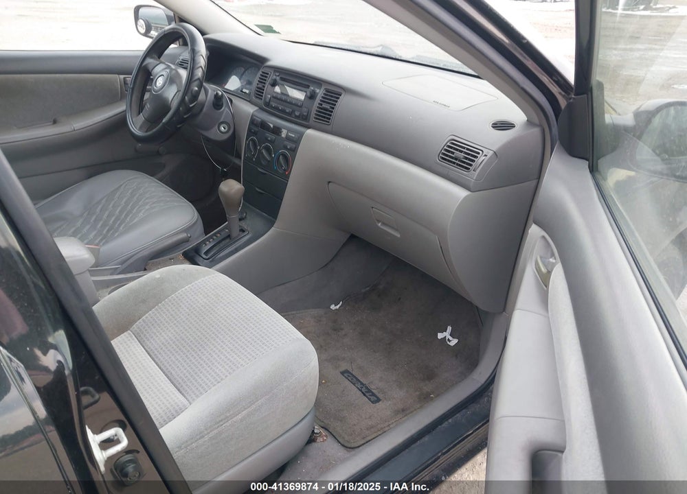 2005 TOYOTA COROLLA CE VIN: JTDBR32E952065711