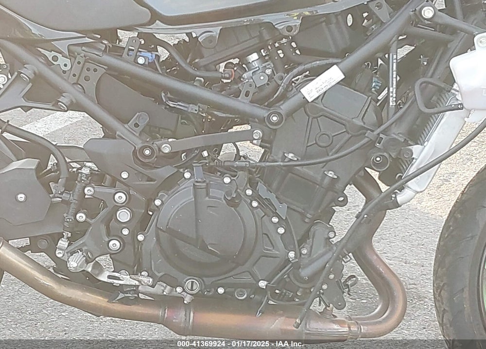 2023 KAWASAKI EX400 VIN: JKAEXKH13PDAN9571