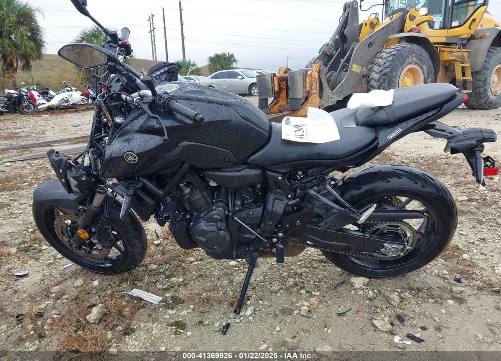2022 YAMAHA MT07 VIN: JYARM32E1NA005369