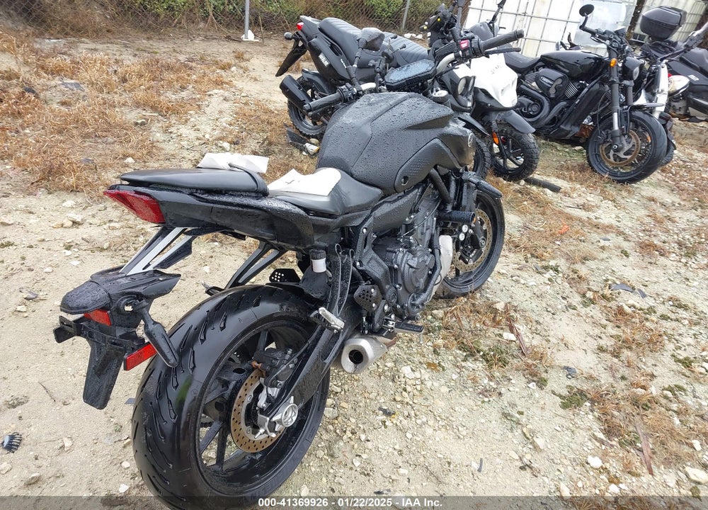 2022 YAMAHA MT07 VIN: JYARM32E1NA005369