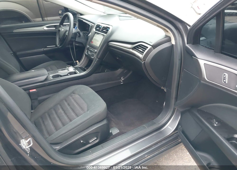 2017 FORD FUSION SE VIN: 3FA6P0H73HR212190