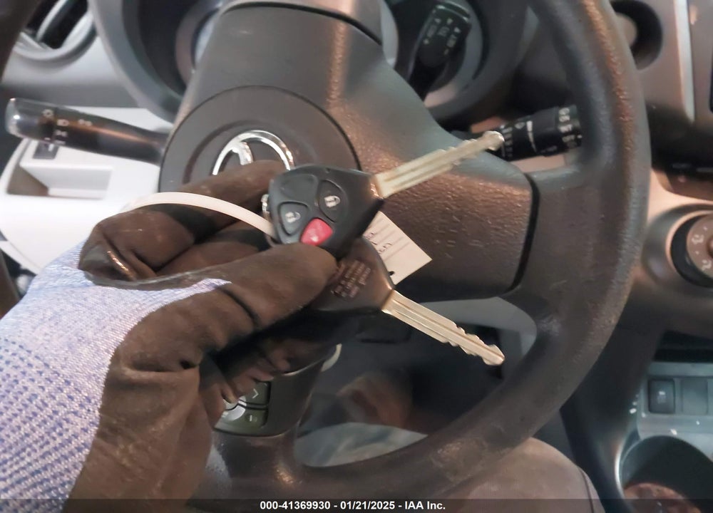 2012 TOYOTA RAV4 VIN: 2T3ZF4DV3CW123066