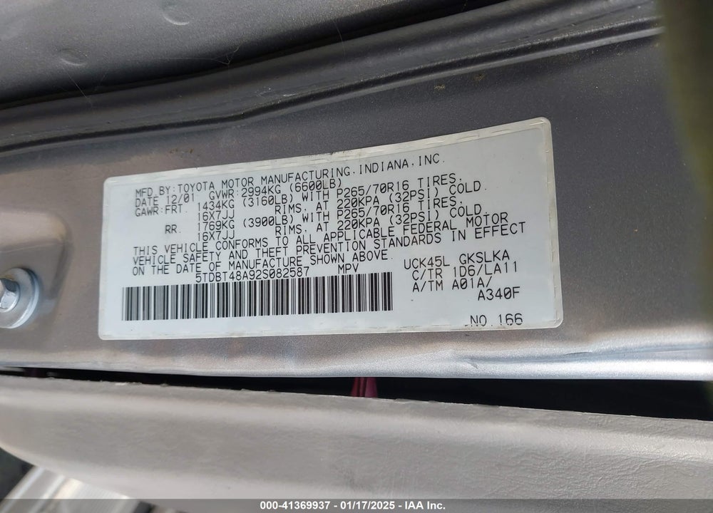2002 TOYOTA SEQUOIA LIMITED V8 VIN: 5TDBT48A92S082587