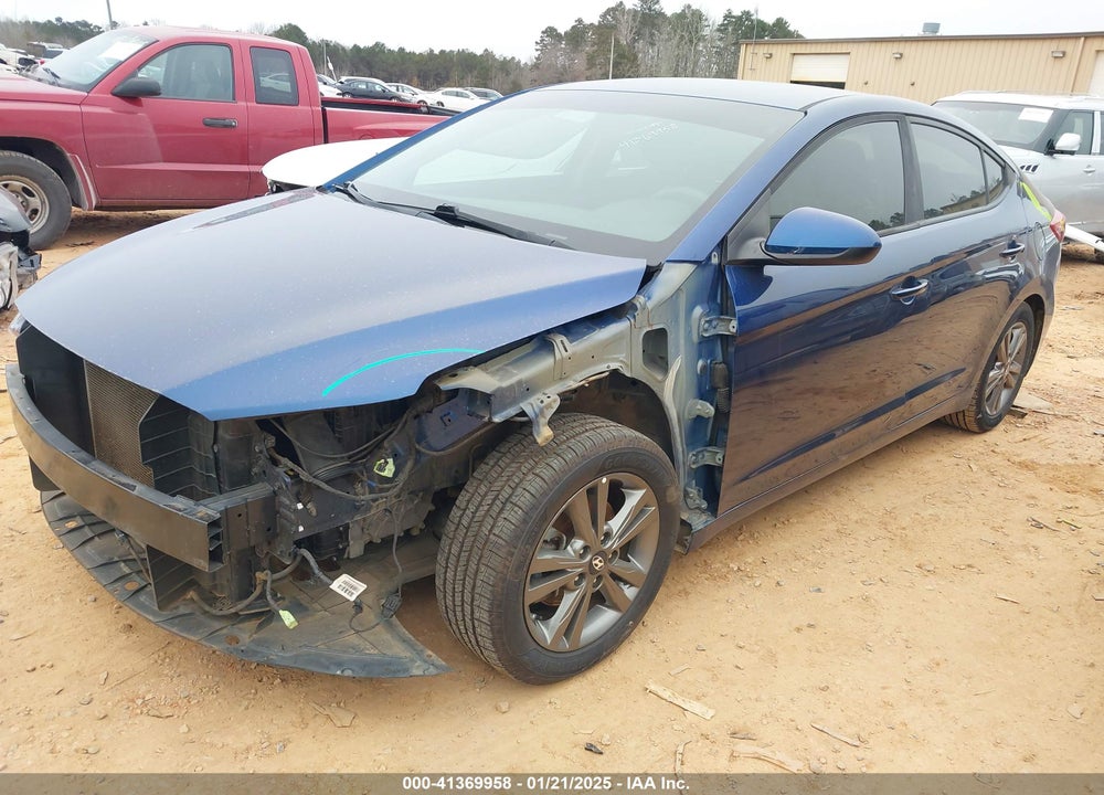 2018 HYUNDAI ELANTRA VIN: 5NPD84LF3JH231934