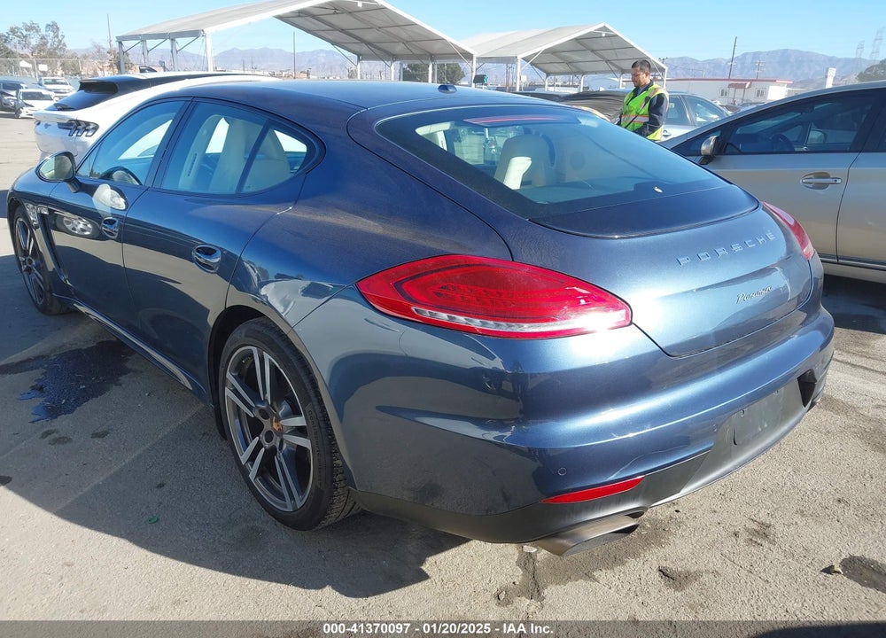 2014 PORSCHE PANAMERA 4 VIN: WP0AA2A79EL00967