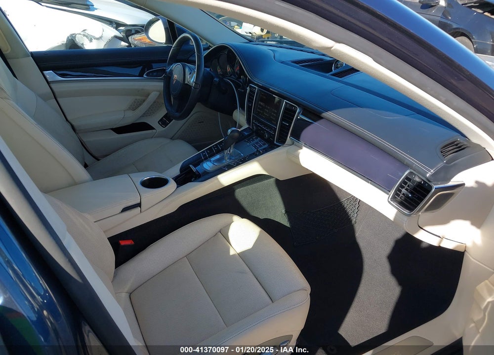 2014 PORSCHE PANAMERA 4 VIN: WP0AA2A79EL00967