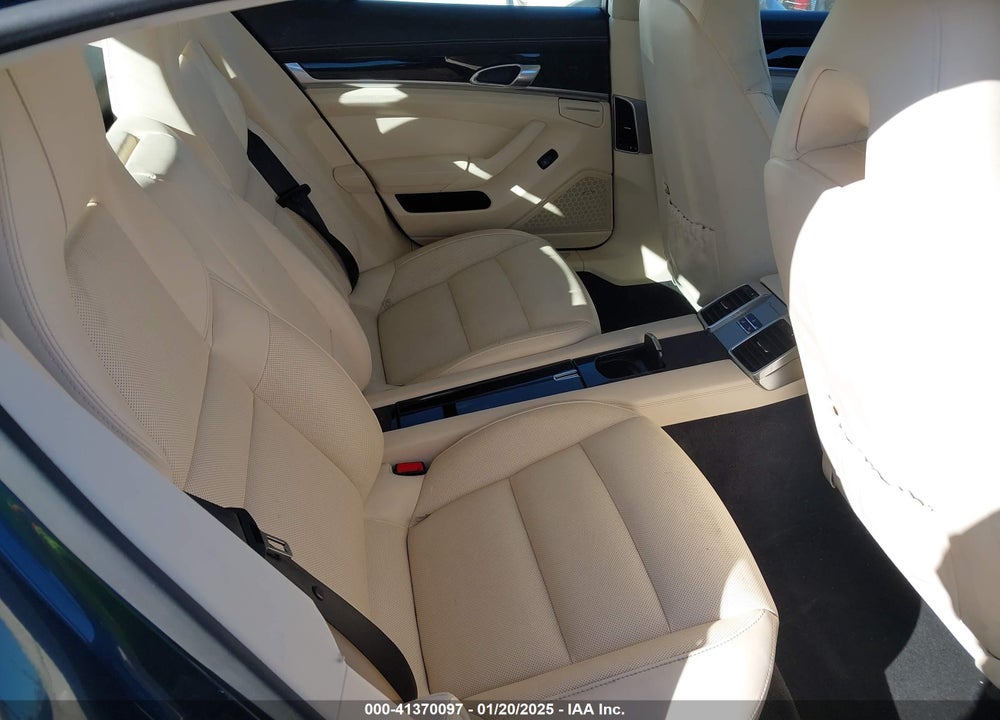 2014 PORSCHE PANAMERA 4 VIN: WP0AA2A79EL00967