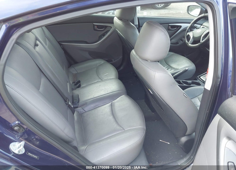 2013 HYUNDAI ELANTRA VIN: 5NPDH4AE7DH382354