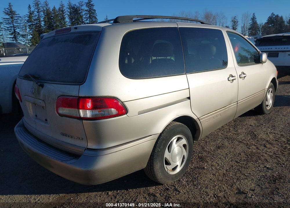 2001 TOYOTA SIENNA XLE VIN: 4T3ZF13C11U412071