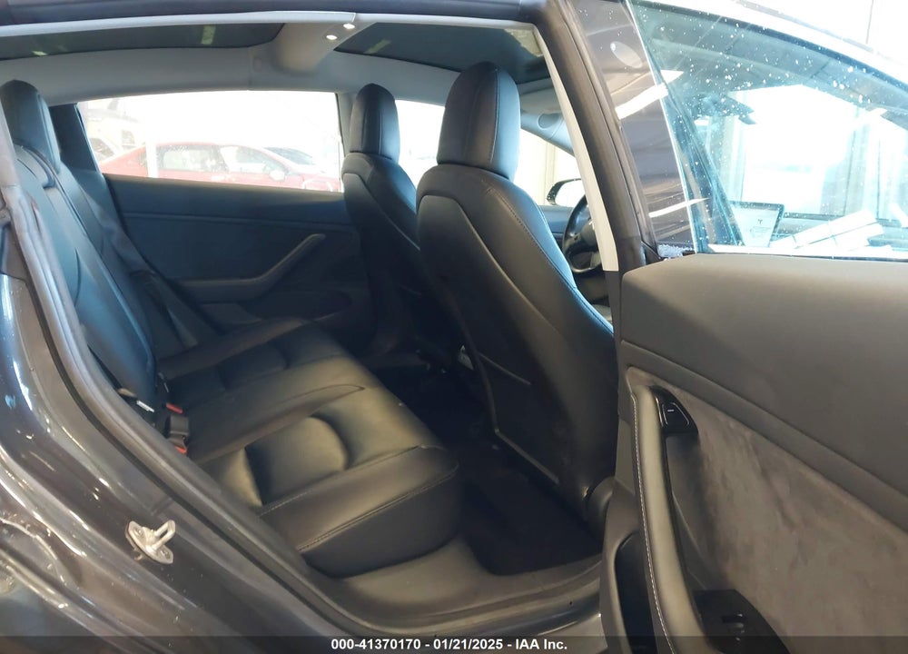 2018 TESLA MODEL 3 VIN: 5YJ3E1EB5JF090599