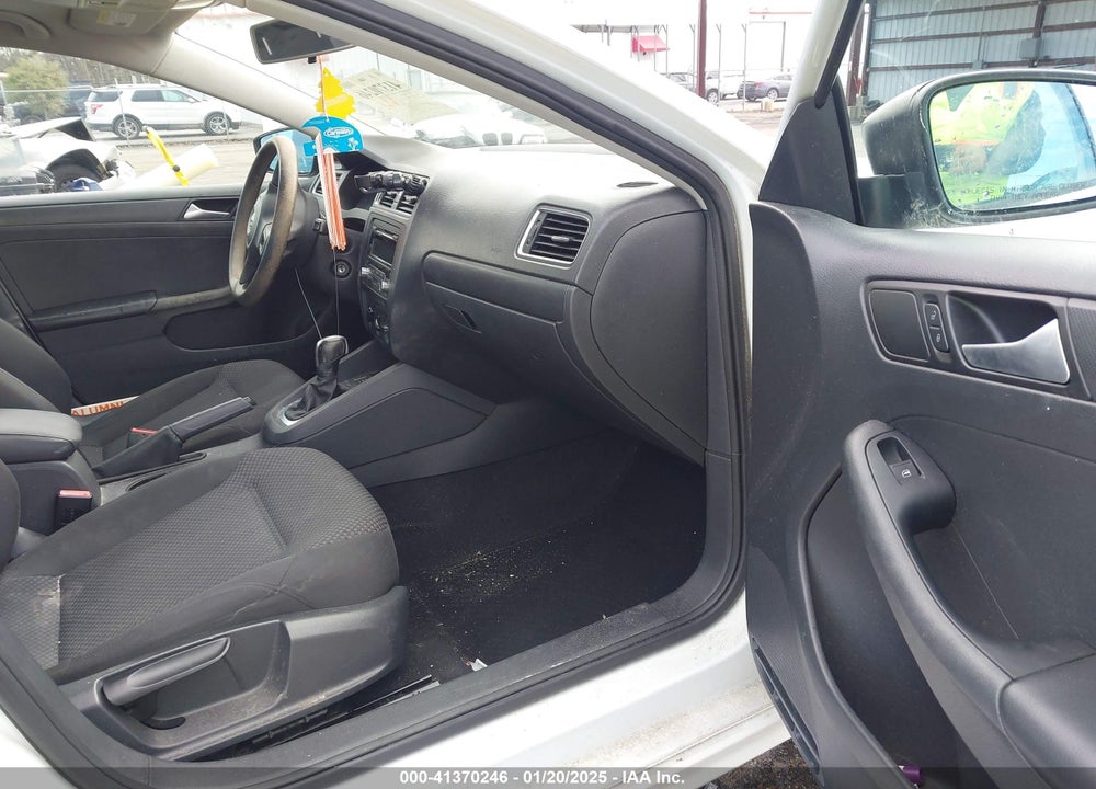 2014 VOLKSWAGEN JETTA VIN: 3VW2K7AJ1EM308363