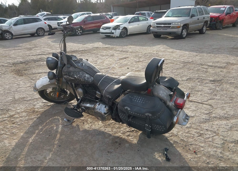 2012 HARLEY-DAVIDSON FLSTC HERITAGE SOFTAIL CLASSIC VIN: 1HD1BWV15CB021100