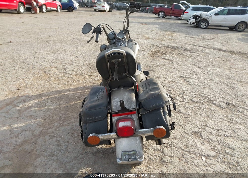 2012 HARLEY-DAVIDSON FLSTC HERITAGE SOFTAIL CLASSIC VIN: 1HD1BWV15CB021100