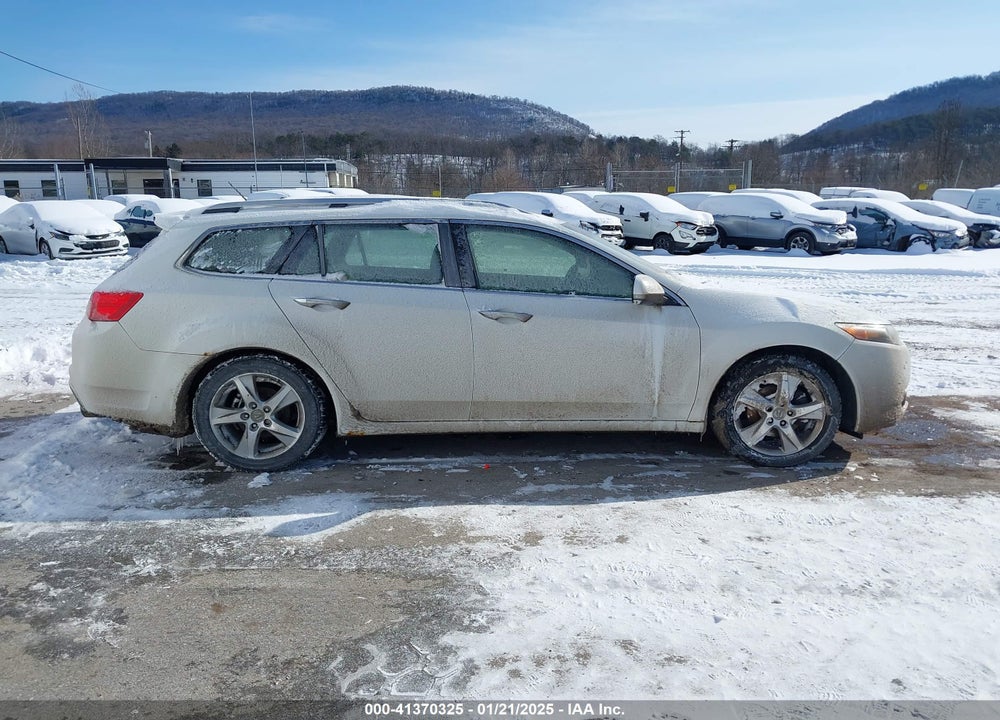 2013 ACURA TSX VIN: JH4CW2H65DC000305