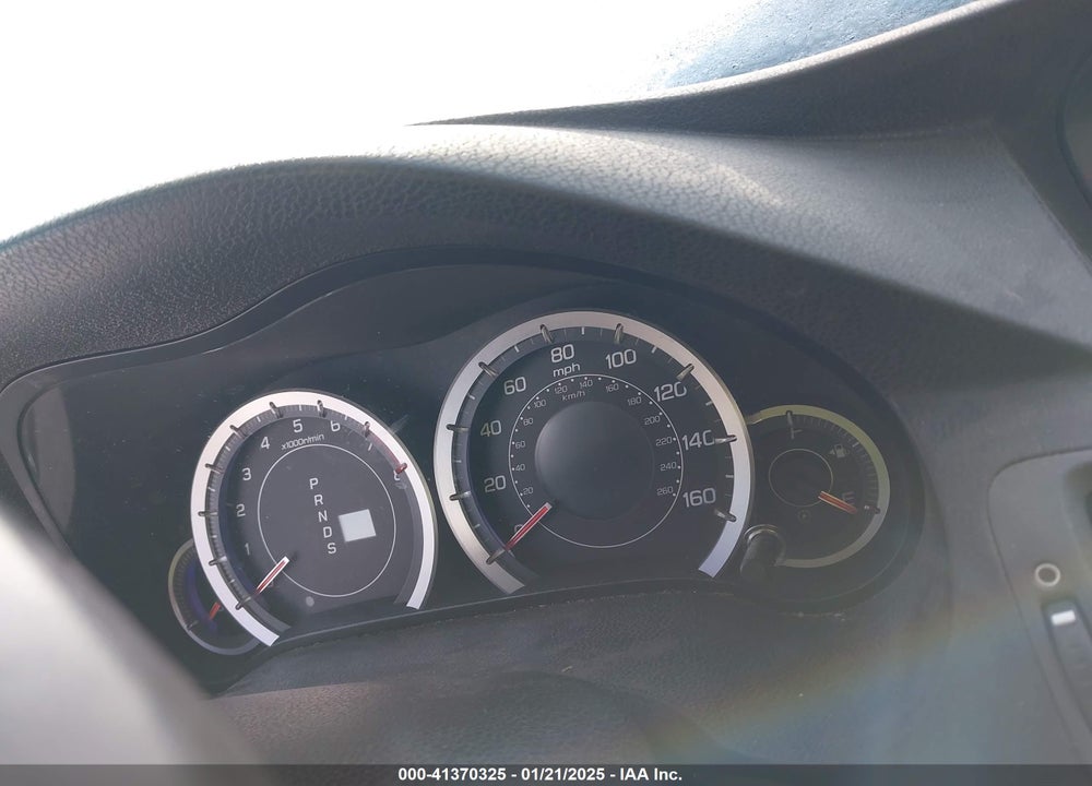 2013 ACURA TSX VIN: JH4CW2H65DC000305