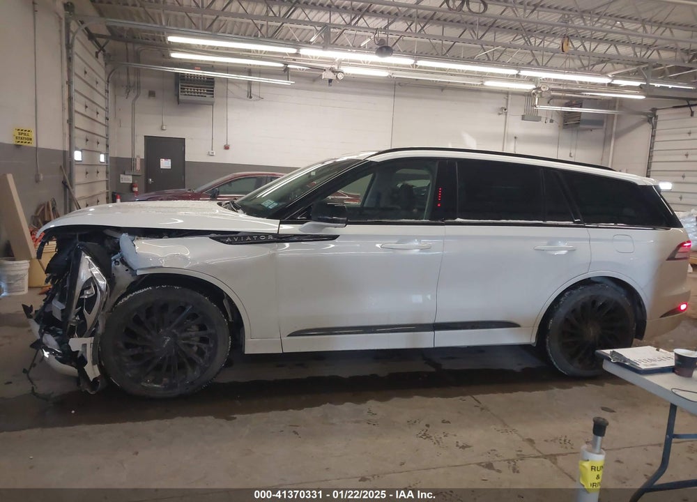 2023 LINCOLN AVIATOR RESERVE VIN: 5LM5J7XC6PGL20171