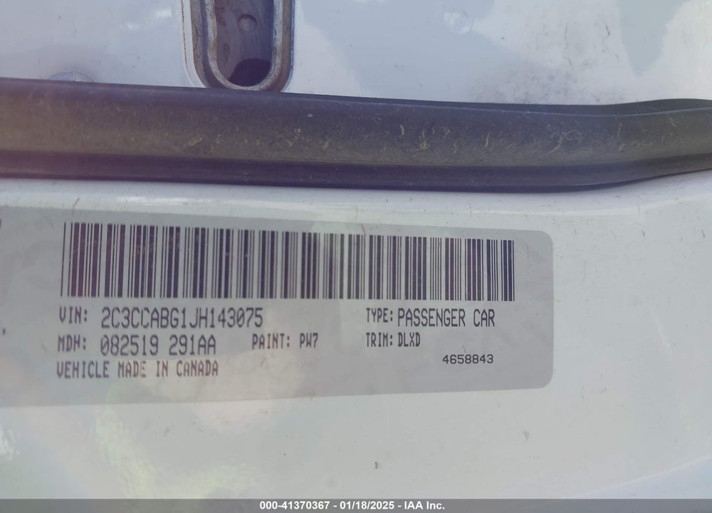 2018 CHRYSLER 300 VIN: 2C3CCABG1JH143075