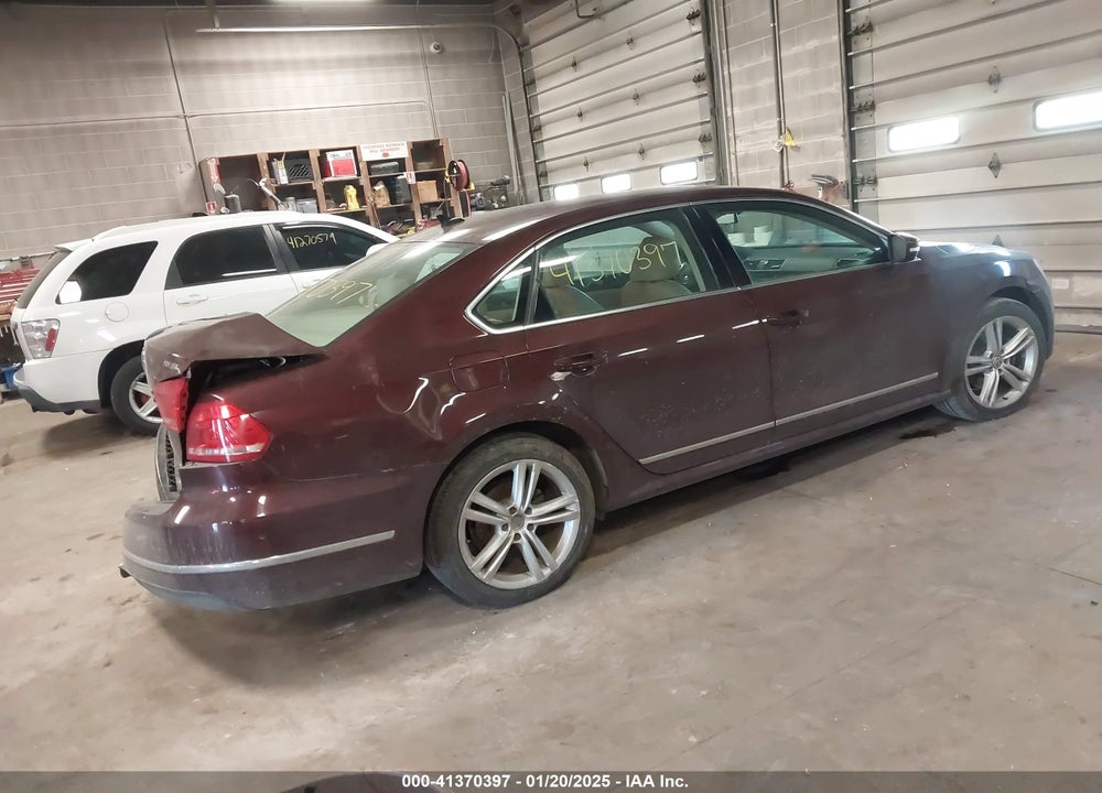 2013 VOLKSWAGEN PASSAT VIN: 1VWCN7A38DC107508