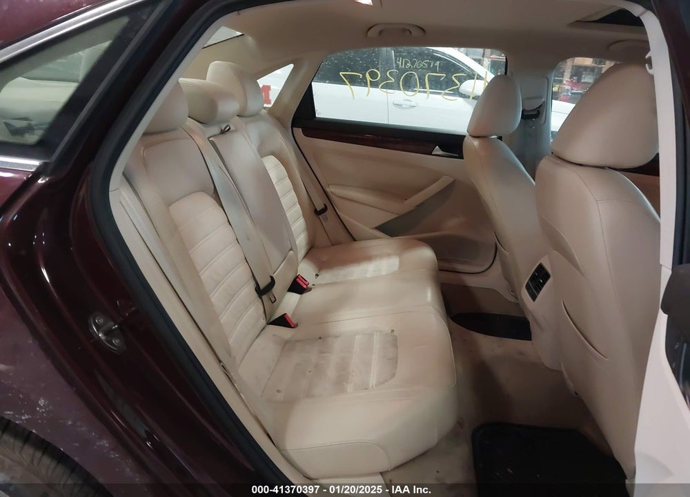 2013 VOLKSWAGEN PASSAT VIN: 1VWCN7A38DC107508