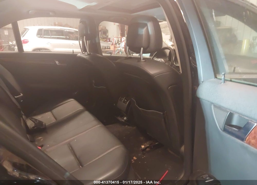 2011 MERCEDES-BENZ C 300 VIN: WDDGF8BB7BR168197