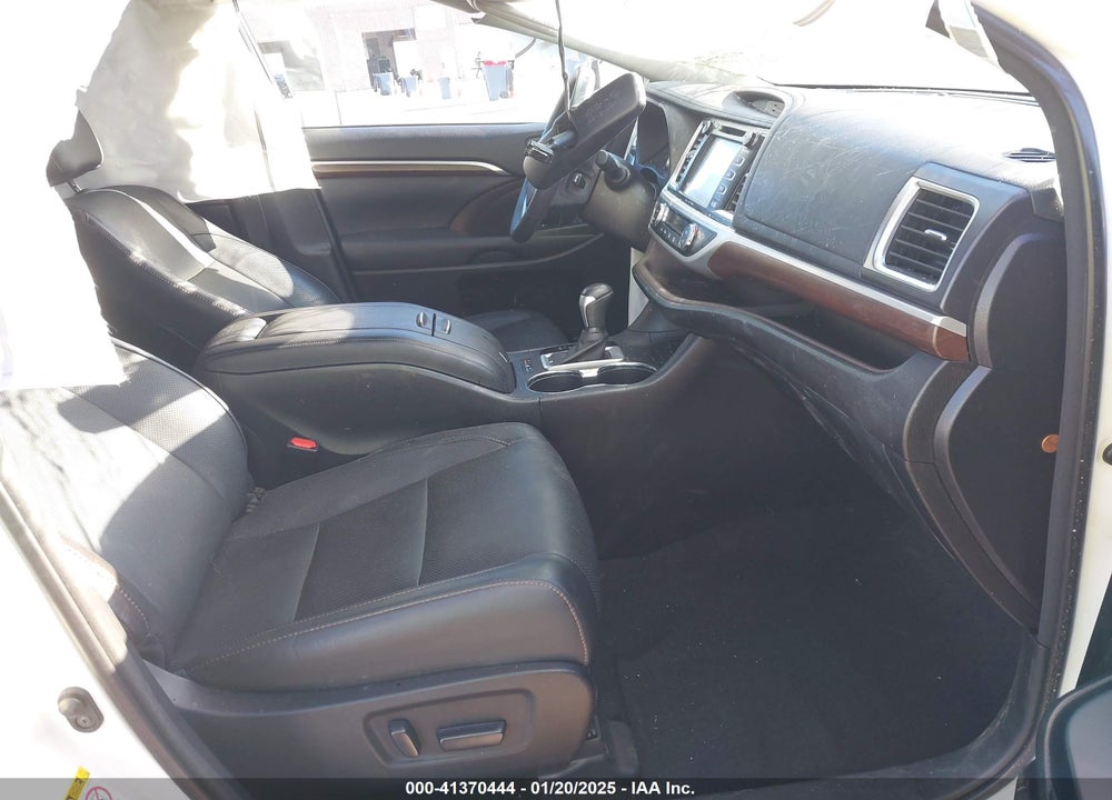 2016 TOYOTA HIGHLANDER LIMITED V6 VIN: 5TDDKRFH5GS259488