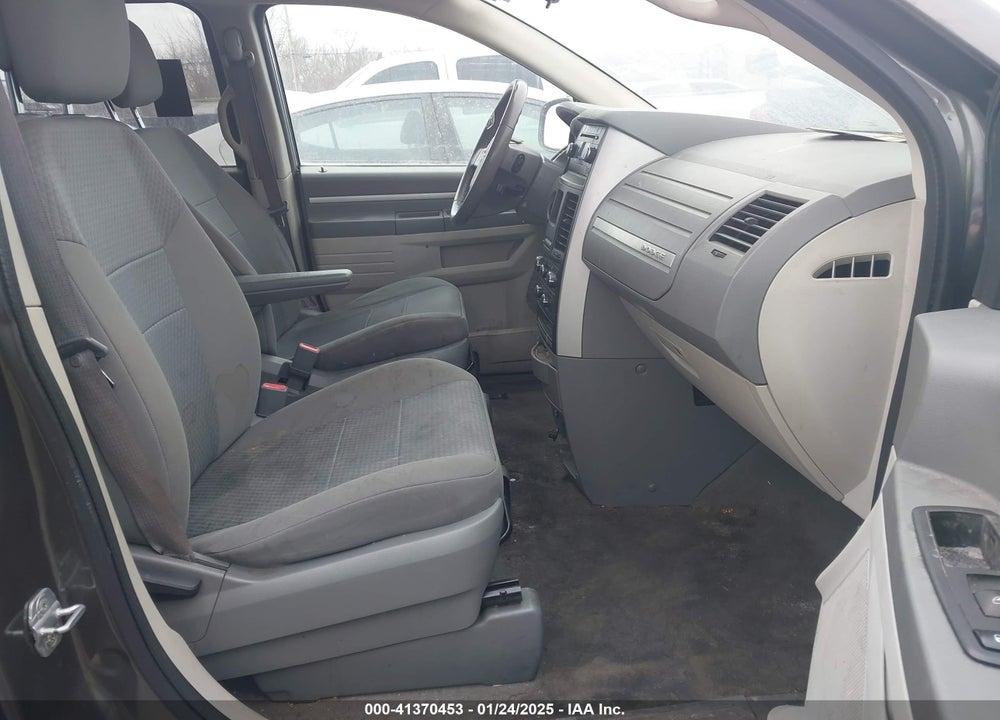 2010 DODGE GRAND CARAVAN HERO VIN: 2D4RN3D1XAR410960